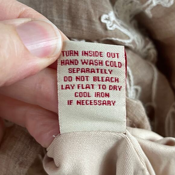 Reba Women's Tan/White Embroidered Tiered Ruffled Maxi Skirt Size M - Picture 8 of 8